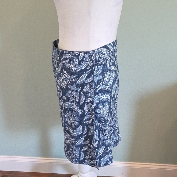 Ripskirt Hawaii Navy Floral Mini Skirt - Picture 6 of 9